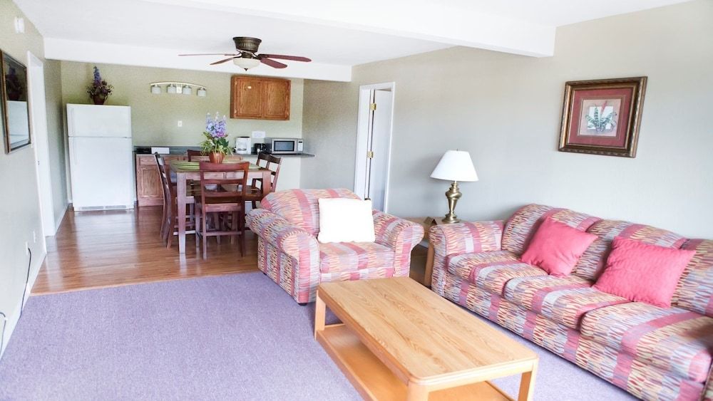 Table Rock Resorts At The Rocks Resort - photo 42