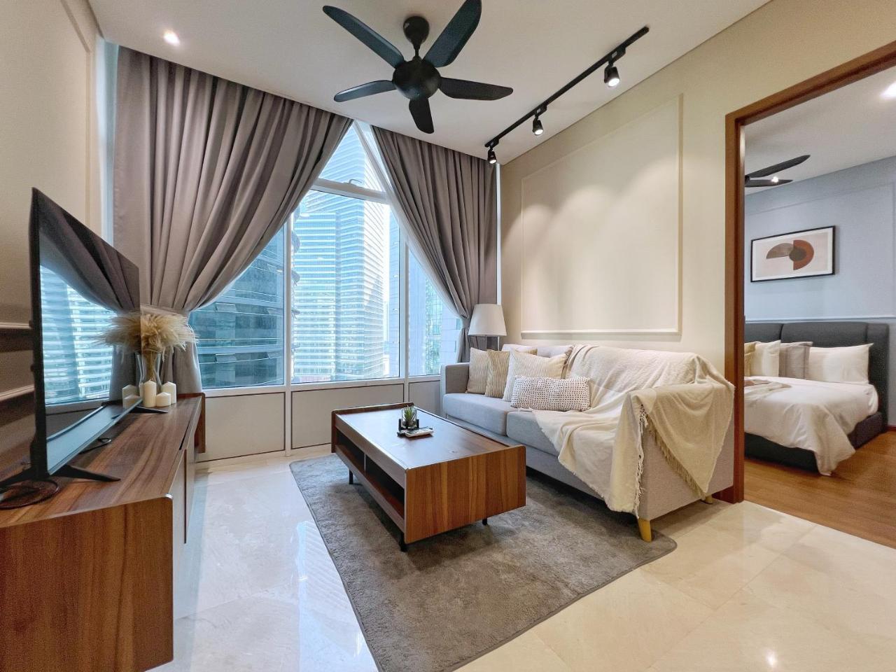 Sky Suites Calm 2Br Suite At Klcc — 4-Star Luxury Hotel in Kuala Lumpur, Malaysia