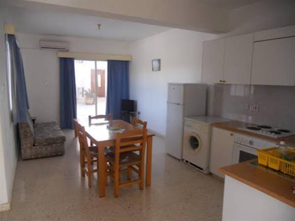 Ouloupia Apartments