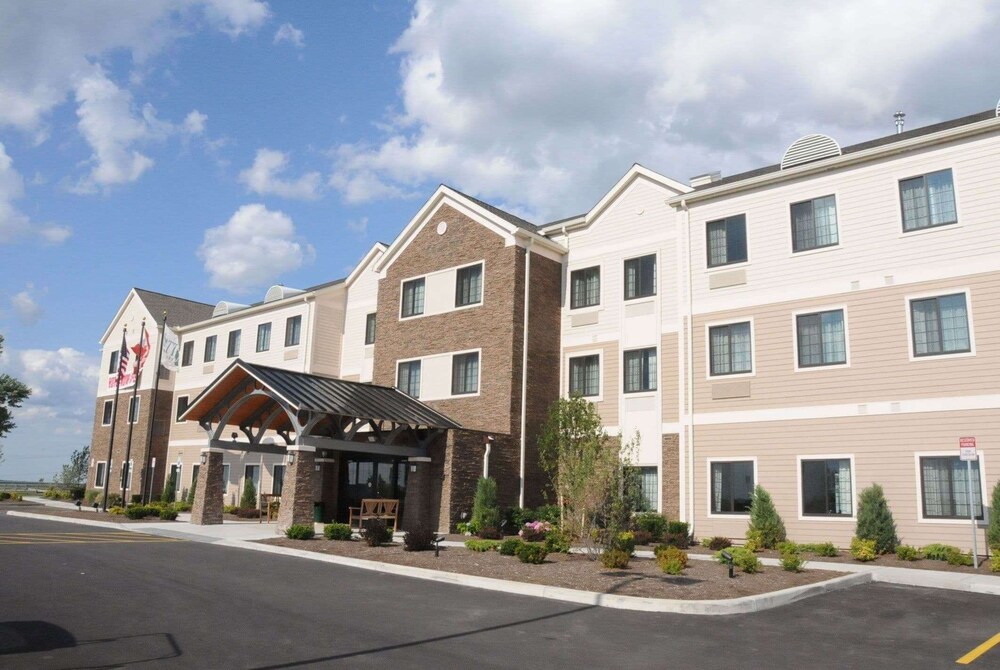 Staybridge Suites Williamsville Buffalo by IHG - photo 15