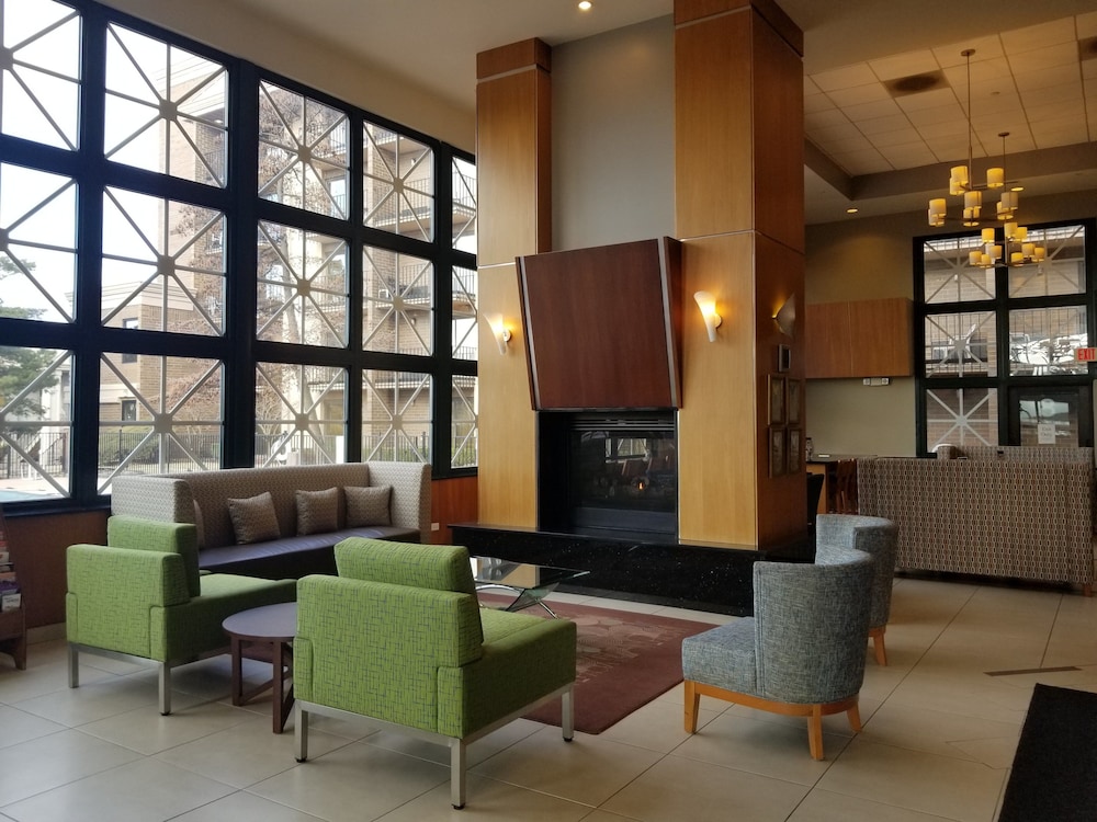 Holiday Inn Express Rolling Meadows Schaumburg Area by IHG - photo 24