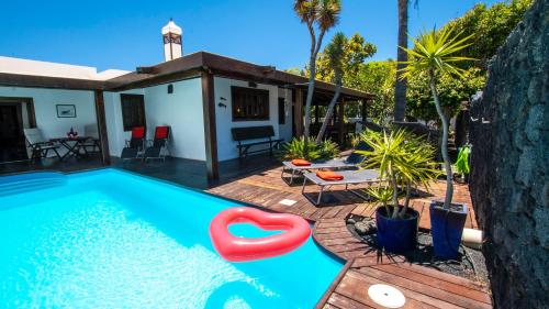 Villa Ana — 4-Star Luxury Hotel in Costa Teguise, Spain