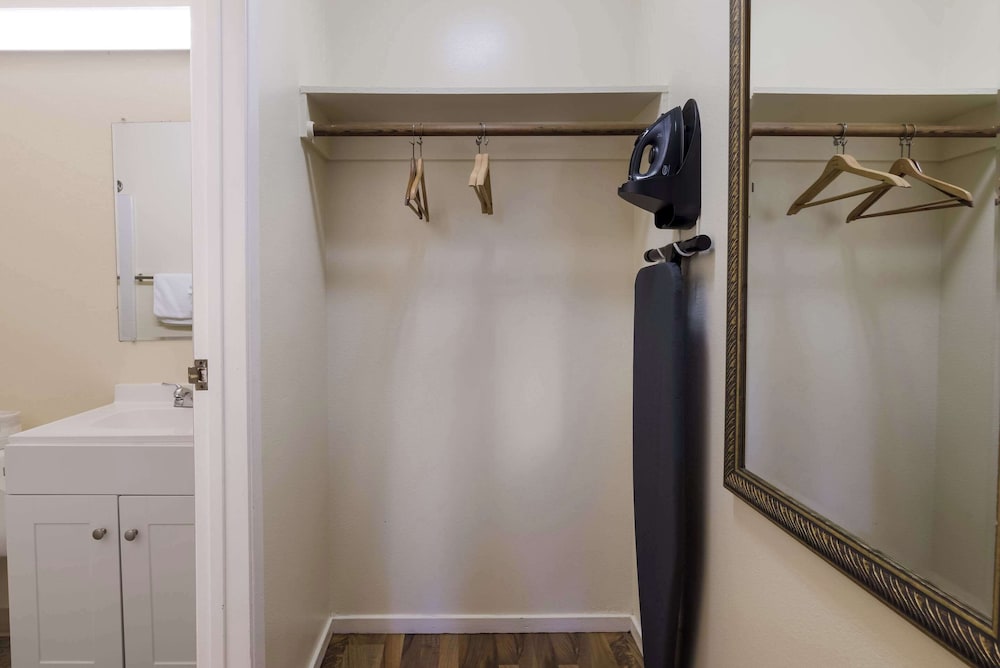 Rodeway Inn Livermore - photo 11