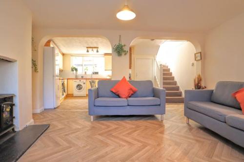 4 Bed Home 3 Mins From Harbour Sandy Beach — 4-Star Luxury Hotel in Folkestone, United Kingdom