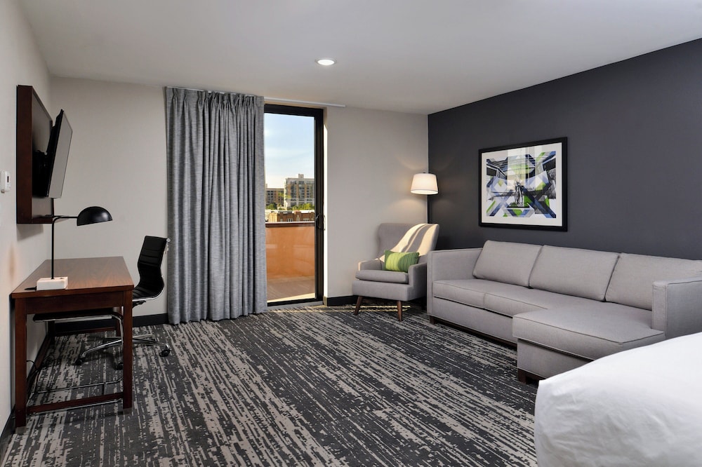 Four Points by Sheraton Omaha Midtown - photo 13