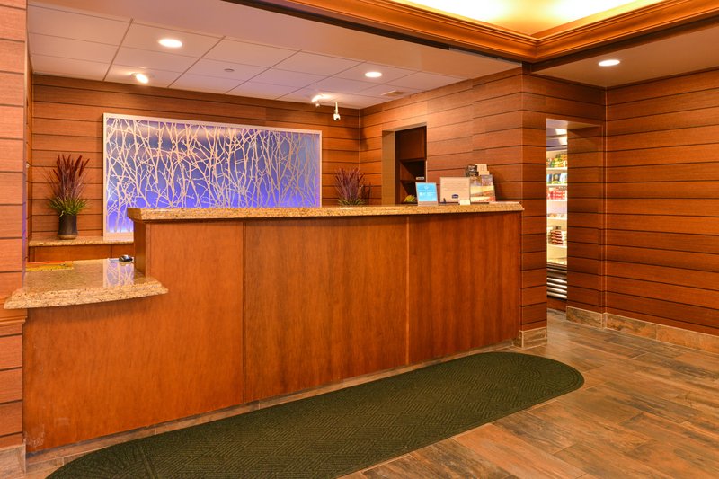 Fairfield Inn & Suites by Marriott - photo 4