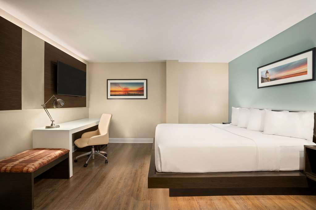 Wyndham Newport Hotel - photo 14
