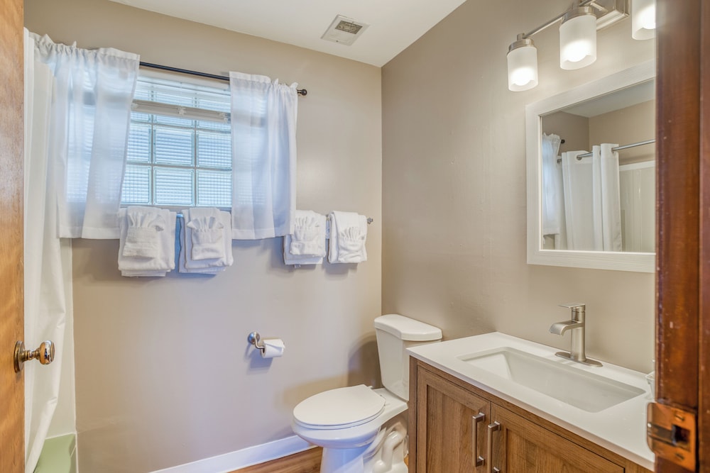Moolack Shores Inn - photo 119