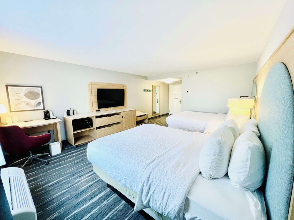 Hampton Inn Stony Creek Petersburg Area - photo 9