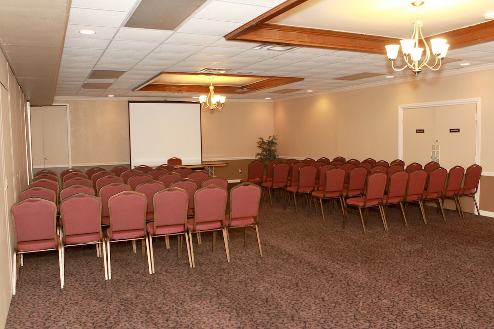 Suite Dreams Hotel - photo 49