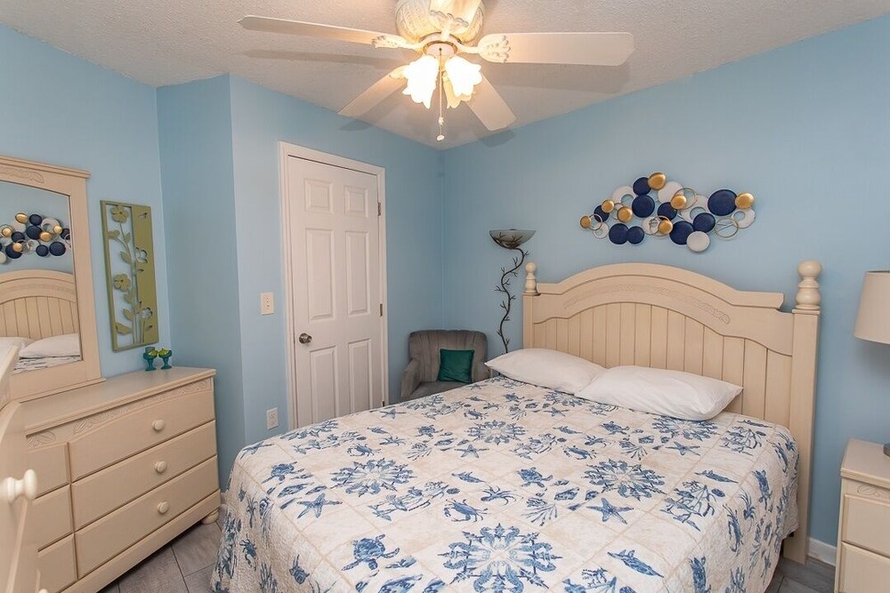 Royal Garden Resort 203 1 Bedroom Condo by RedAwning - photo 3