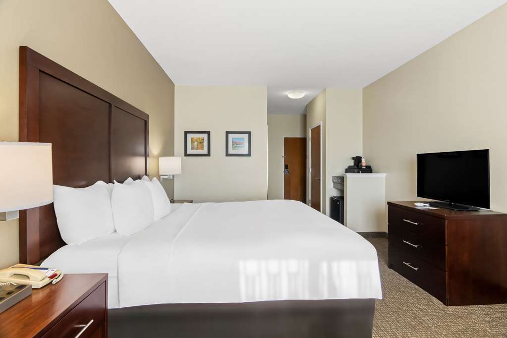 Comfort Inn Hebron Lowell Area - photo 24