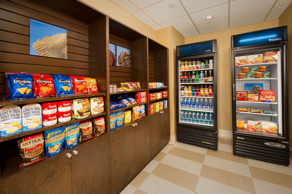 Hampton Inn Lake Charles - photo 37