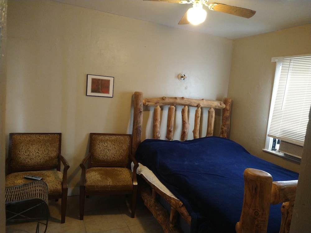 EL Amigo Motel - photo 18