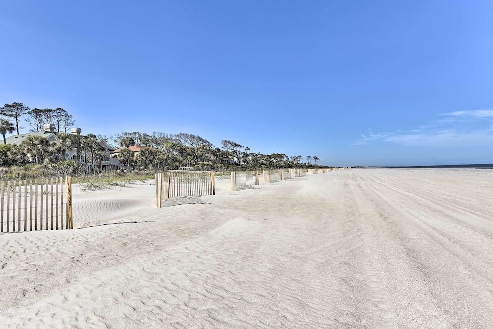 Walk to Beach: Hilton Head Island Resort Gem - photo 29