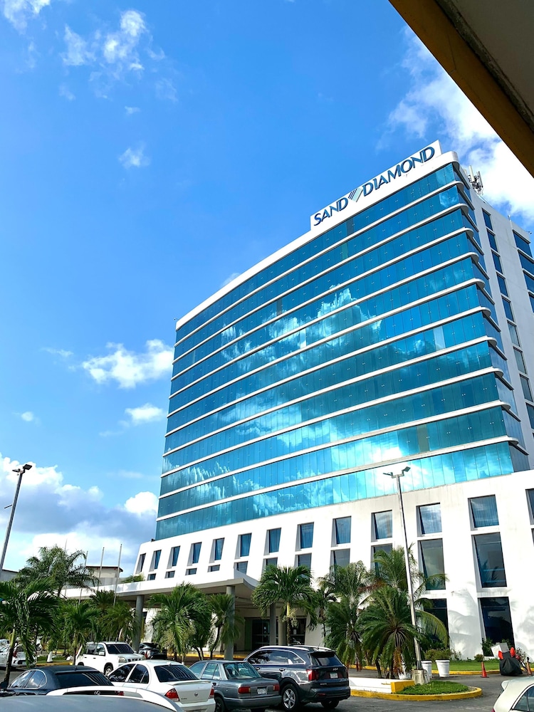 Sand Diamond Hotel in Colon, Panama