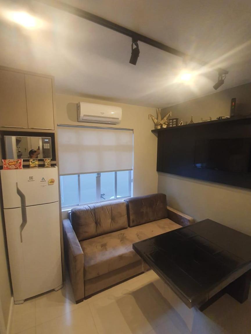 Lindo Apto 100metros Da Praia Na Av Brasil Com a Av Central Melhor Localizacao