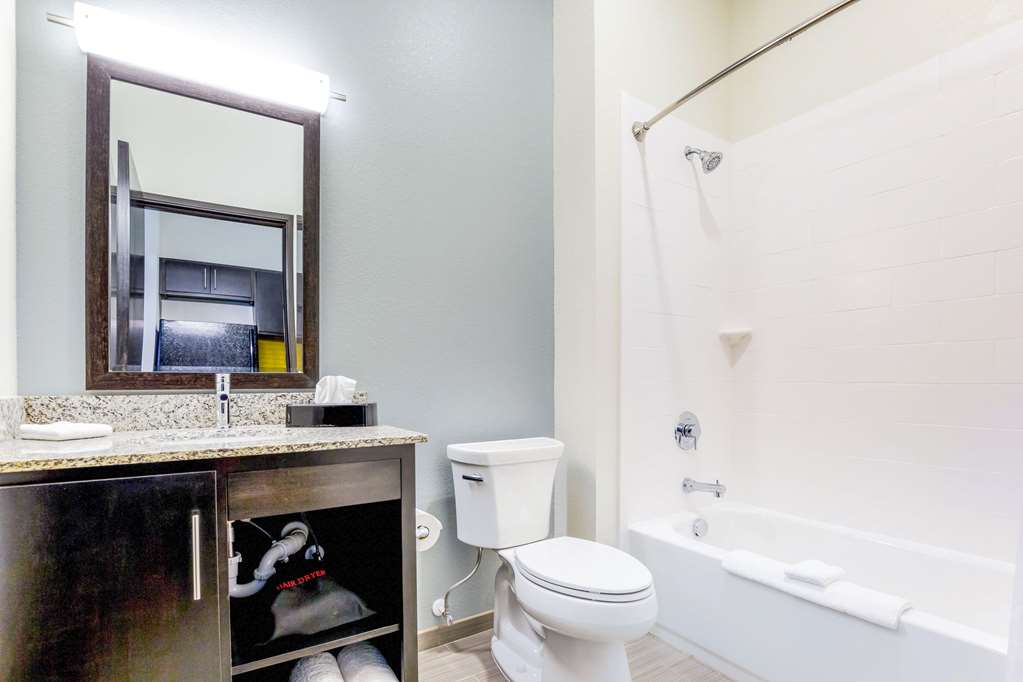 MainStay Suites Winfield Teays Valley - photo 27