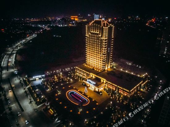 Grand Skylight Hotel Longnan in Longnan, People's Republic of China
