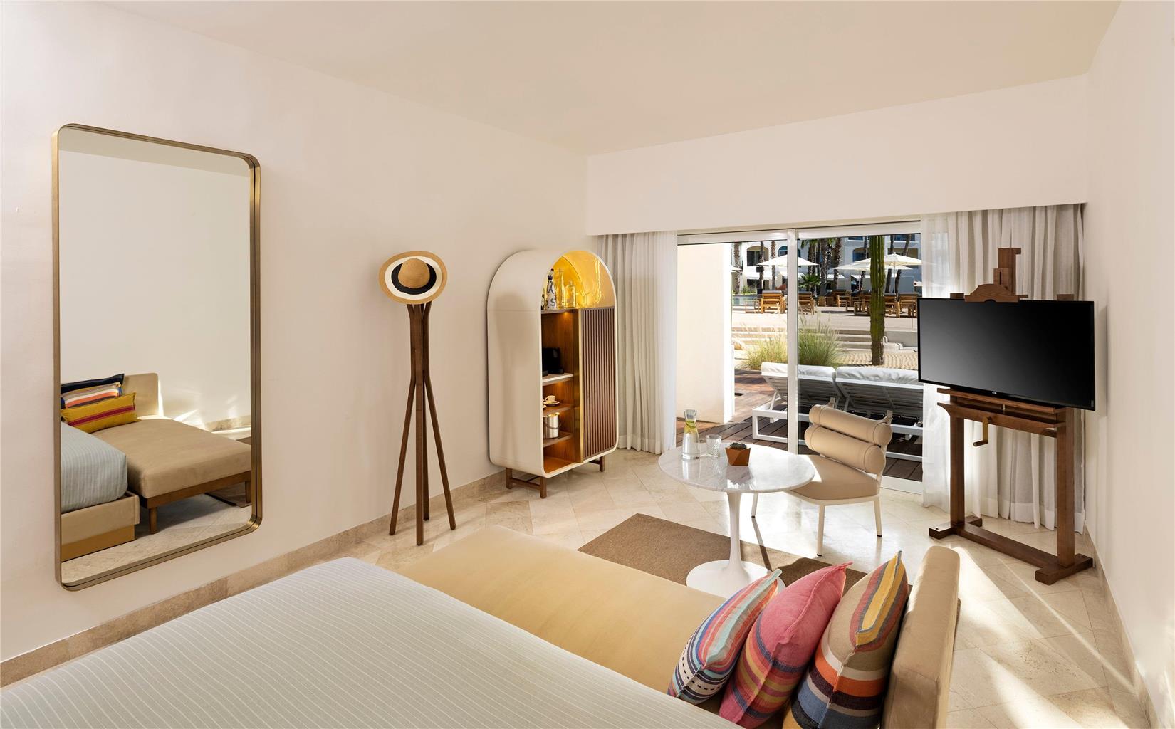 Guest room
