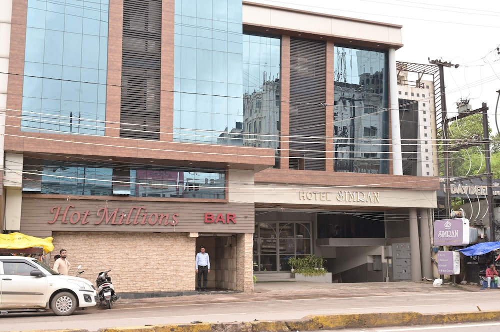 Hotel Simran in Raipur, India