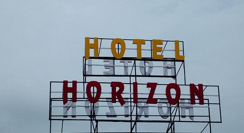 Hotel Horizon - carbon neutral hotel in Vapi