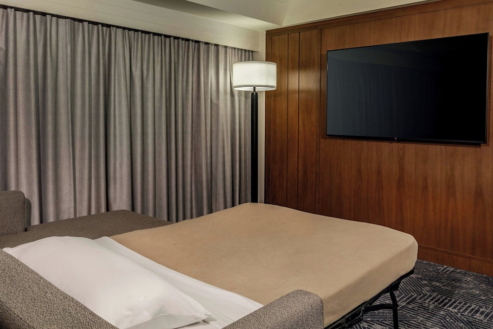 Renaissance Boston Seaport District - photo 30