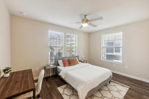Cullen 3211 I New Construction 2Bd Apt I Gated — 4-Star Luxury Hotel in Houston, United States