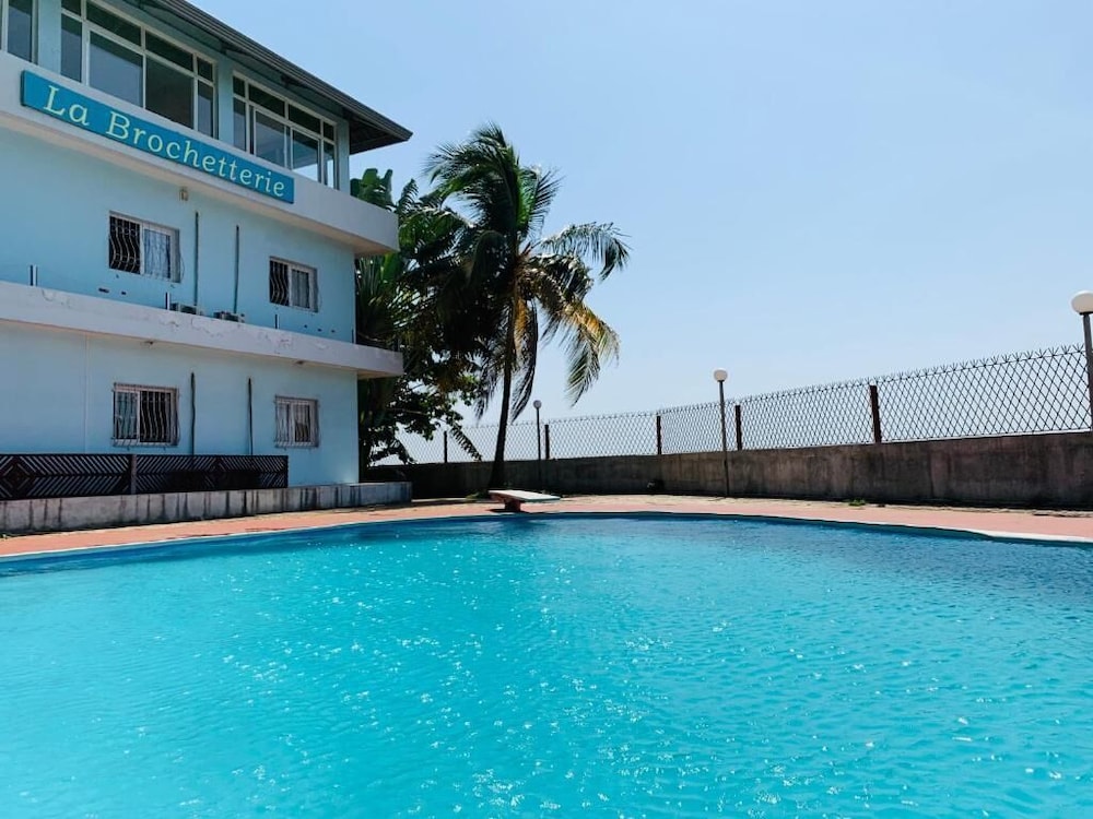 Hotel Restaurant Oceano — Conakry