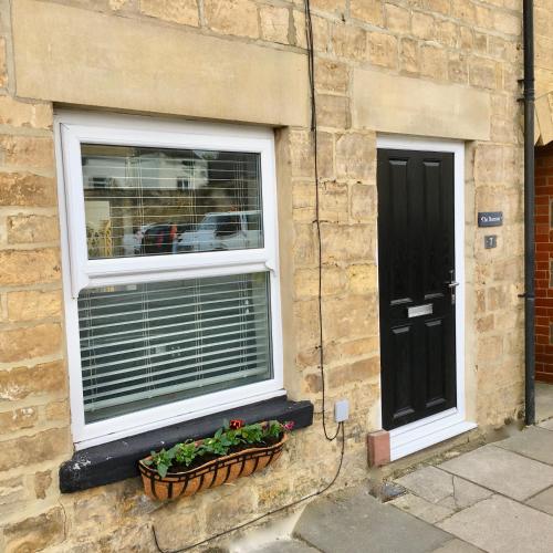 The Burrow - carbon neutral hotel in Wetherby