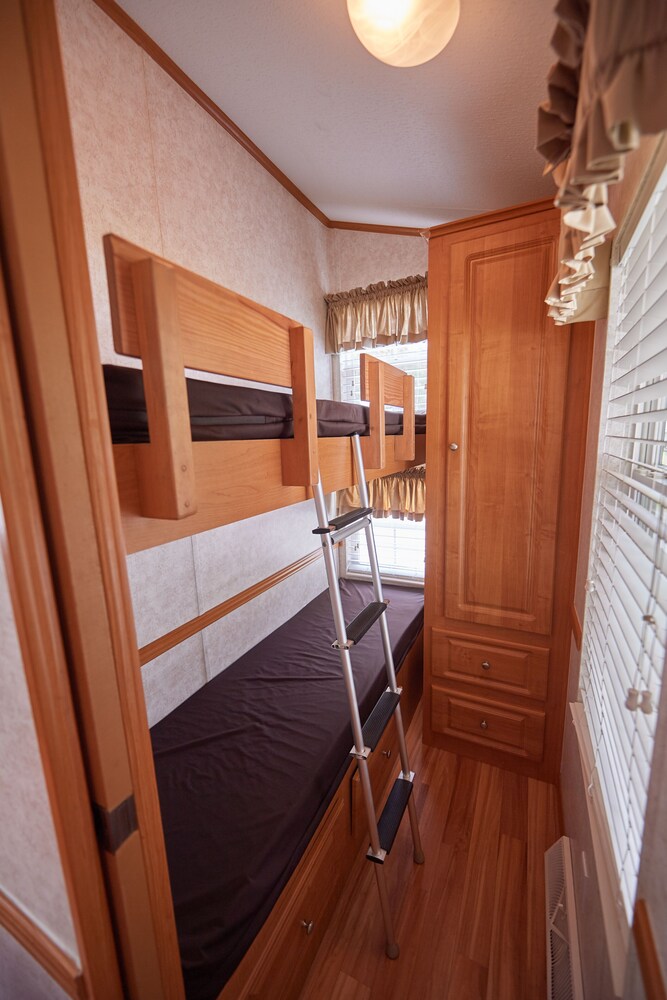 Bethpage Camp Resort - photo 8