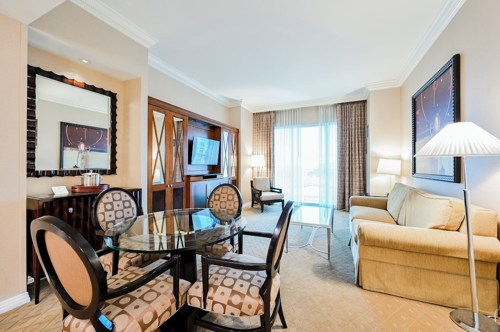 StripViewSuites at Signature - photo 141