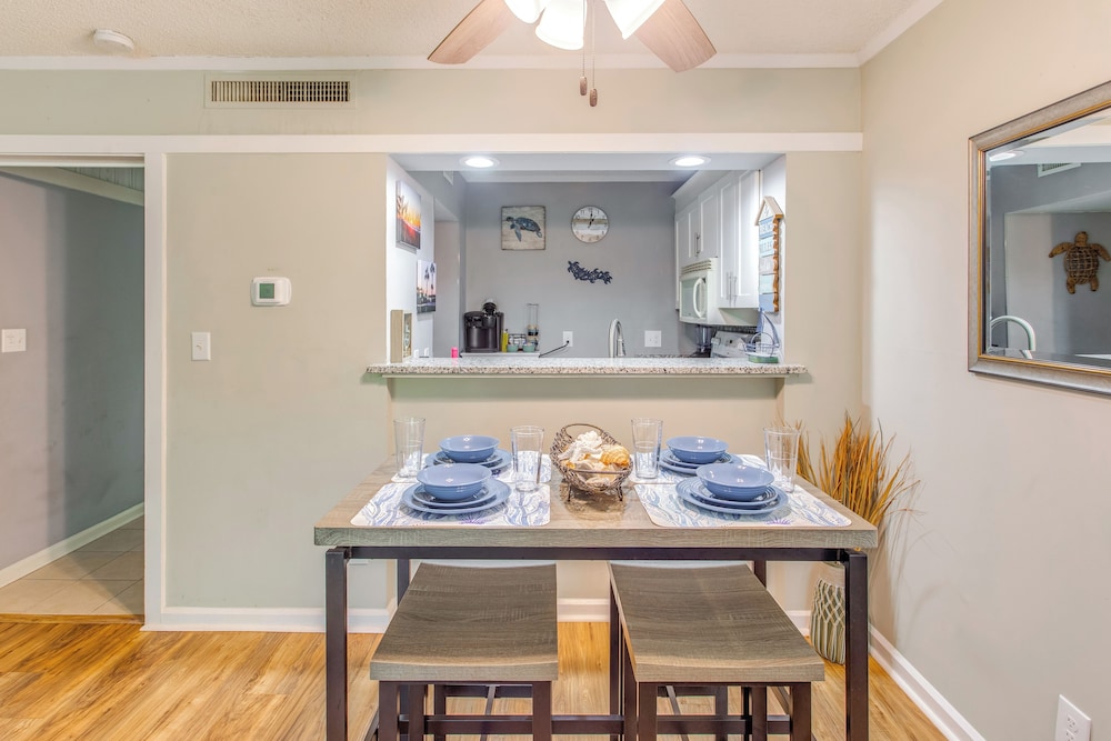 Walk to Beach and Barefoot Landing Resort Condo - photo 12