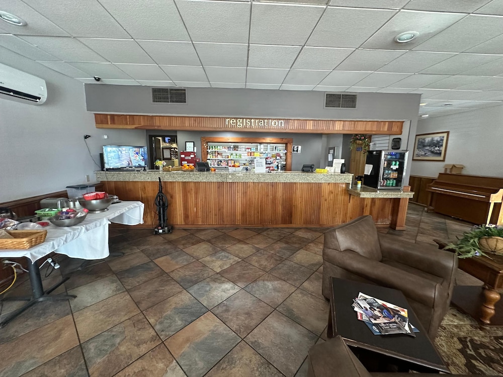 Hotel Red Rose by Townhouse Covington I 64 - photo 14