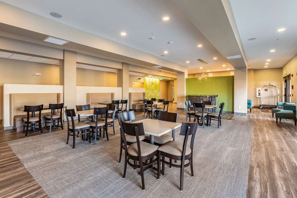 Sleep Inn & Suites Mt. Hope near Auction & Event Center - photo 46