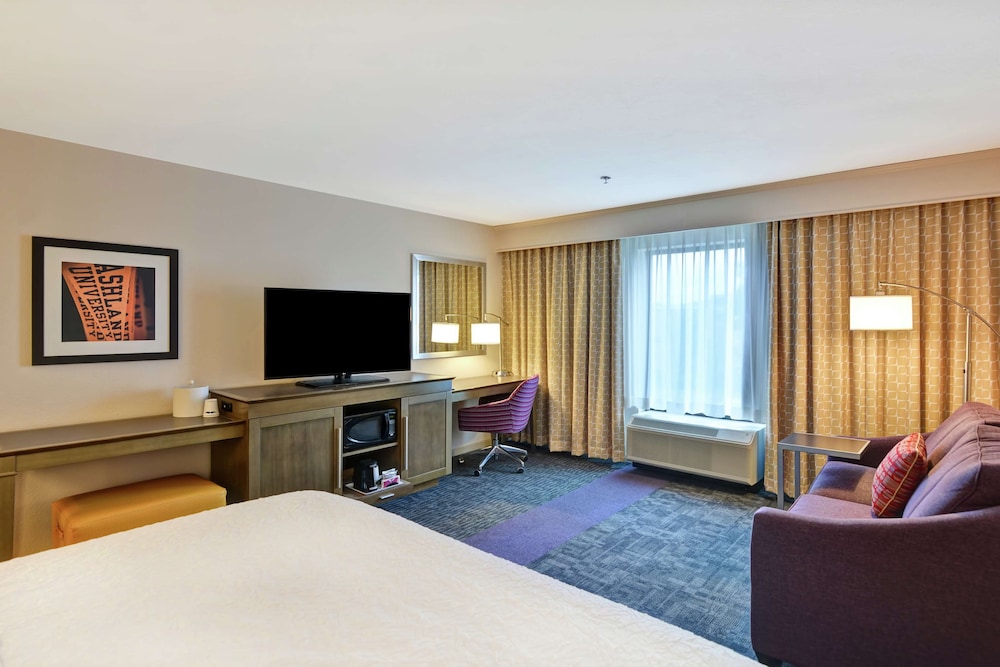 Hampton Inn & Suites Ashland - photo 20