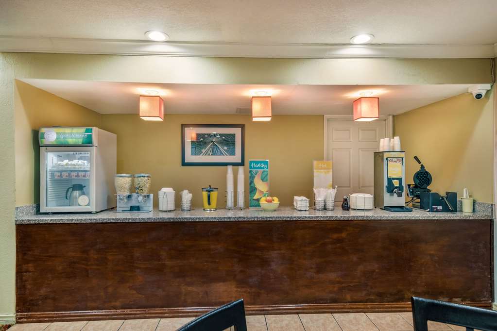 Quality Inn & Suites Garland East Dallas - photo 34