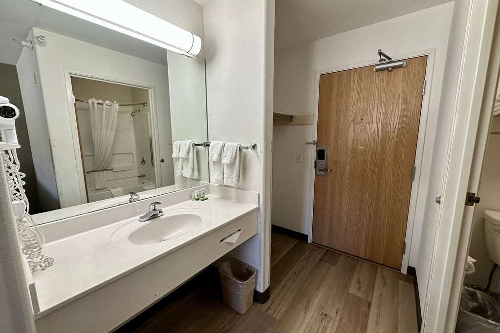 Wingate by Wyndham New Castle Glenwood Springs - photo 15