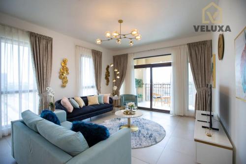 Free housekeeping visits during your stay StayShort Bright 1 Bedroom with View Dubai Marina — 4-Star Luxury Hotel in Dubai, United Arab Emirates