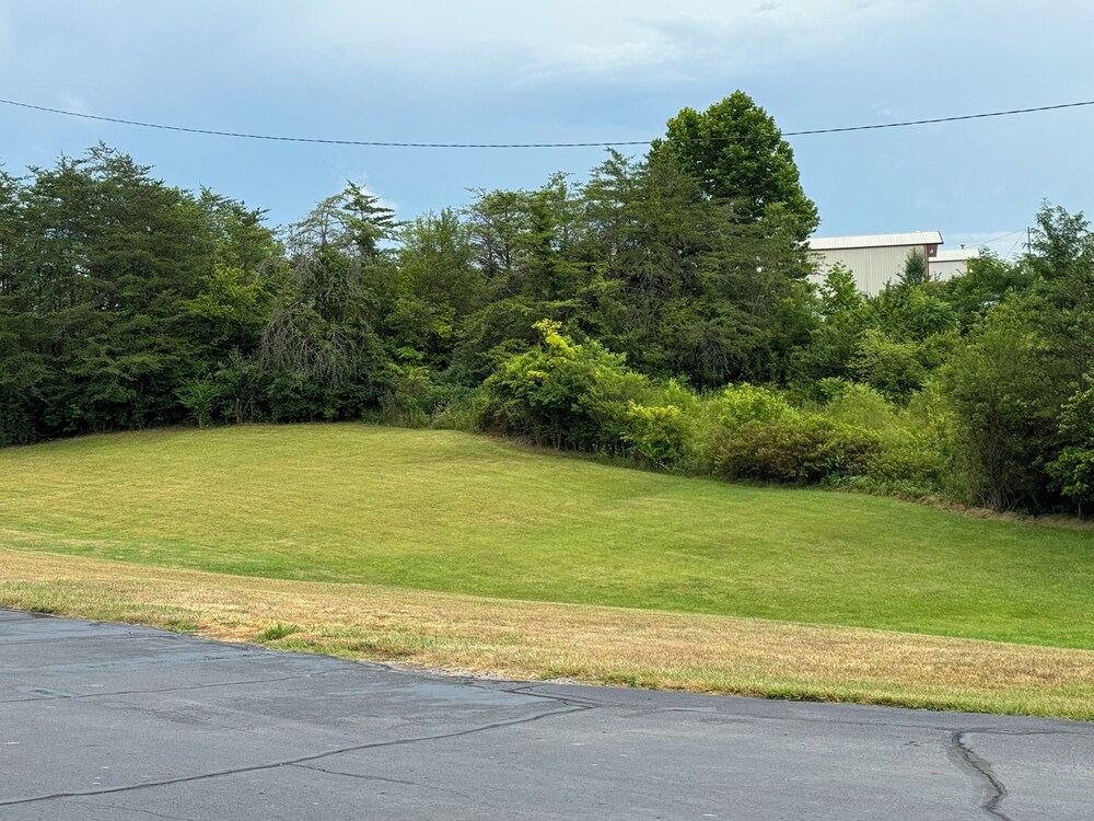 Economy Inn Crossville - photo 15