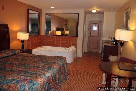 FairBridge Inn Express Wisconsin Dells - photo 3