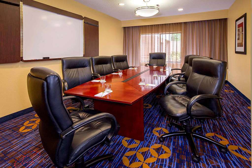 Sonesta Select Durham Research Triangle Park - photo 19