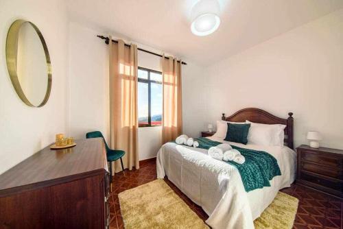Lombo Cesteiro Guesthouse — 4-Star Luxury Hotel in Tabua, Portugal