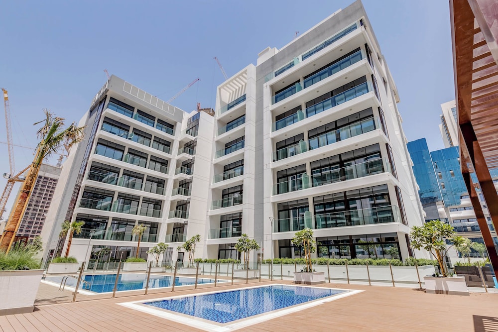 Globalstay Azizi Riviera 59 — 4-Star Luxury Hotel in Dubai, United Arab Emirates