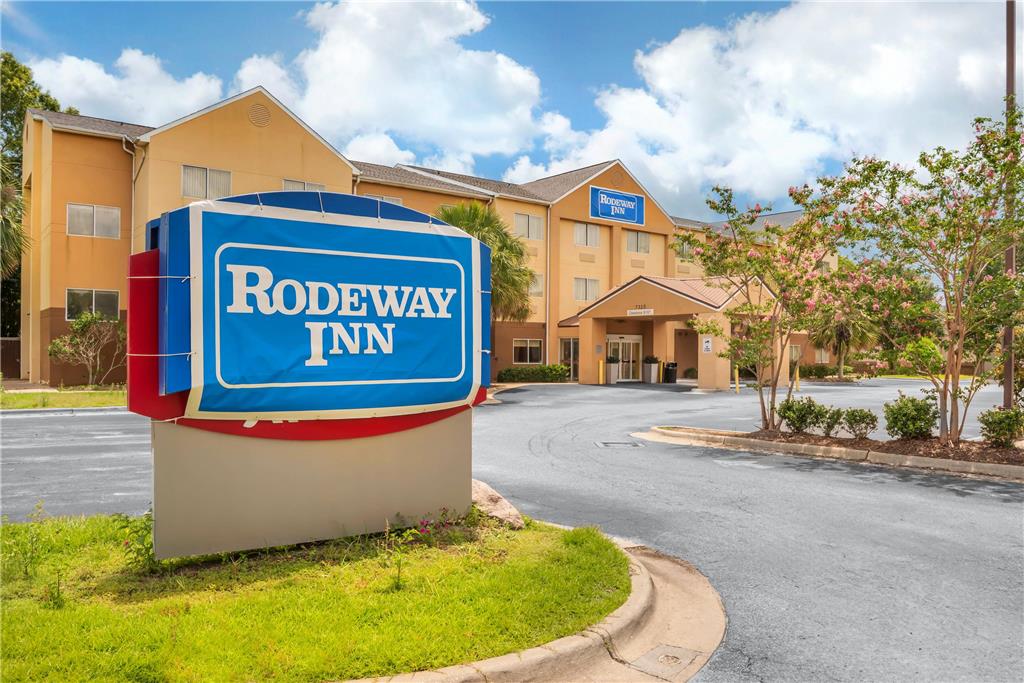 Rodeway Inn - last minute hotel in Pensacola