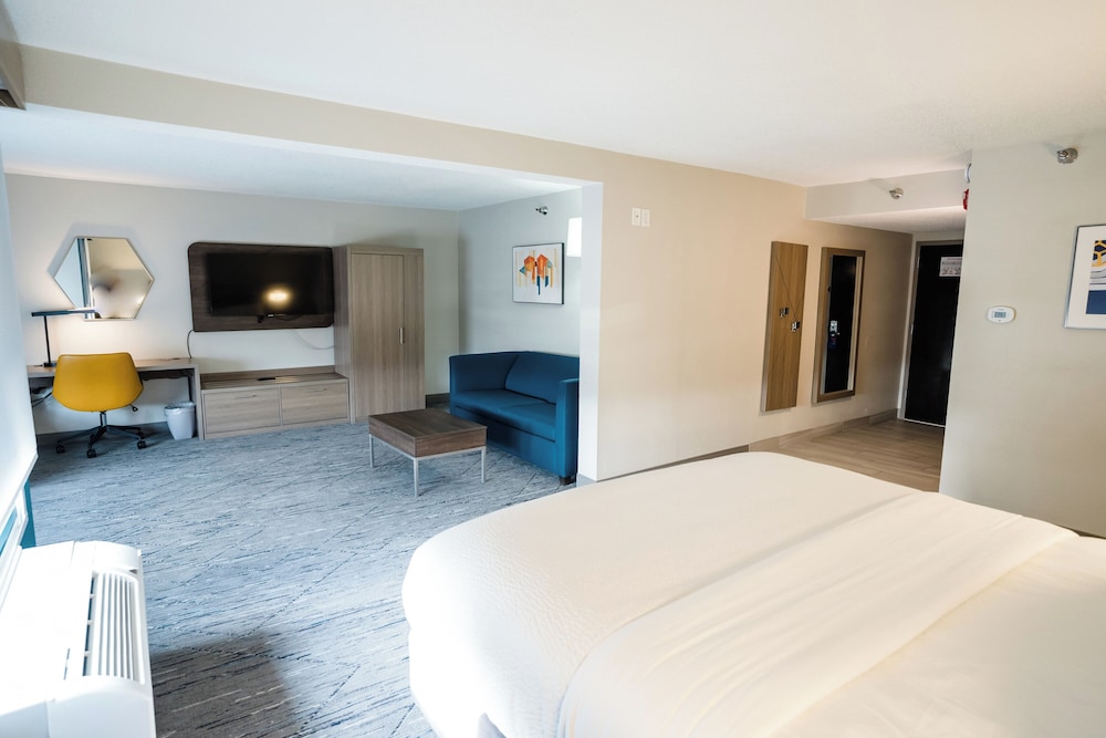 Holiday Inn Express & Suites Knoxville North I 75 Exit 112 by IHG - photo 33