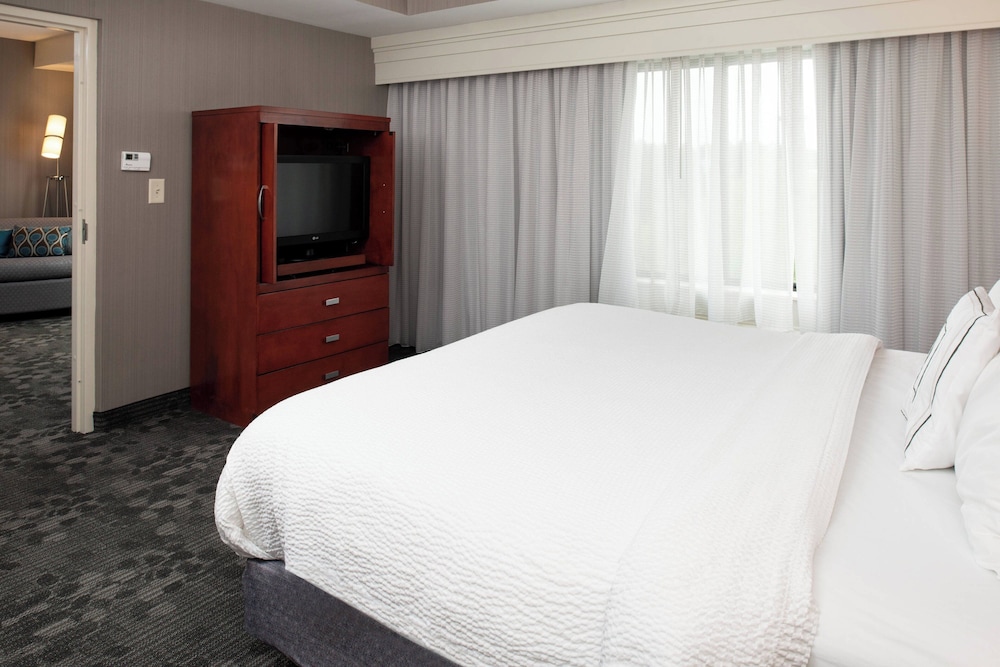 Courtyard by Marriott High Point - photo 14