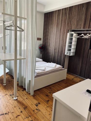 Mikulovský domeček s terasou zahradou a vinným sklípkem in Mikulov, Czech Republic