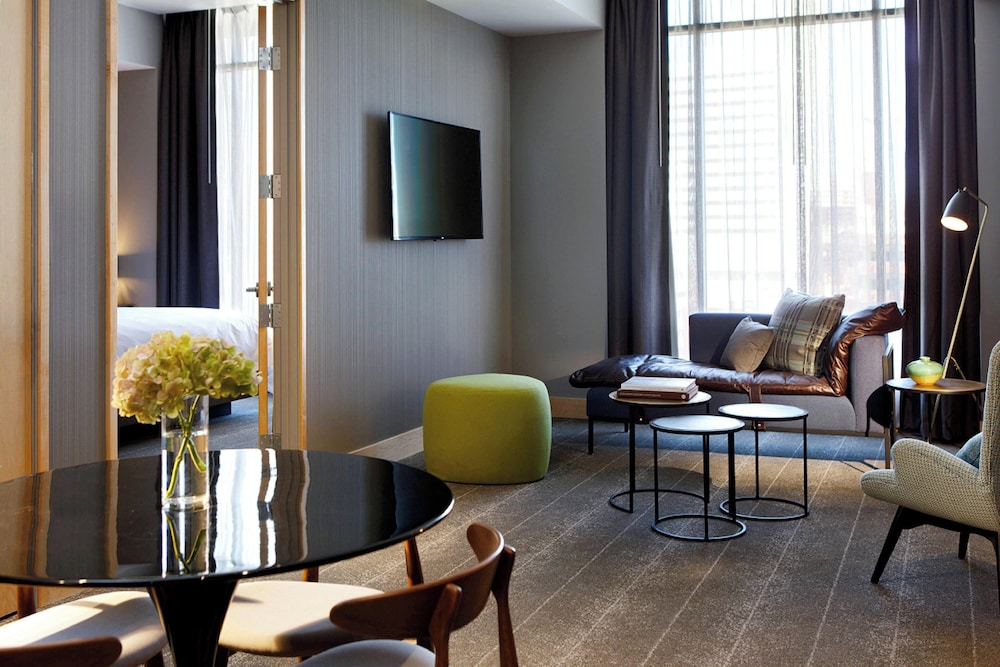 Renaissance Reno Downtown Hotel & Spa - photo 27