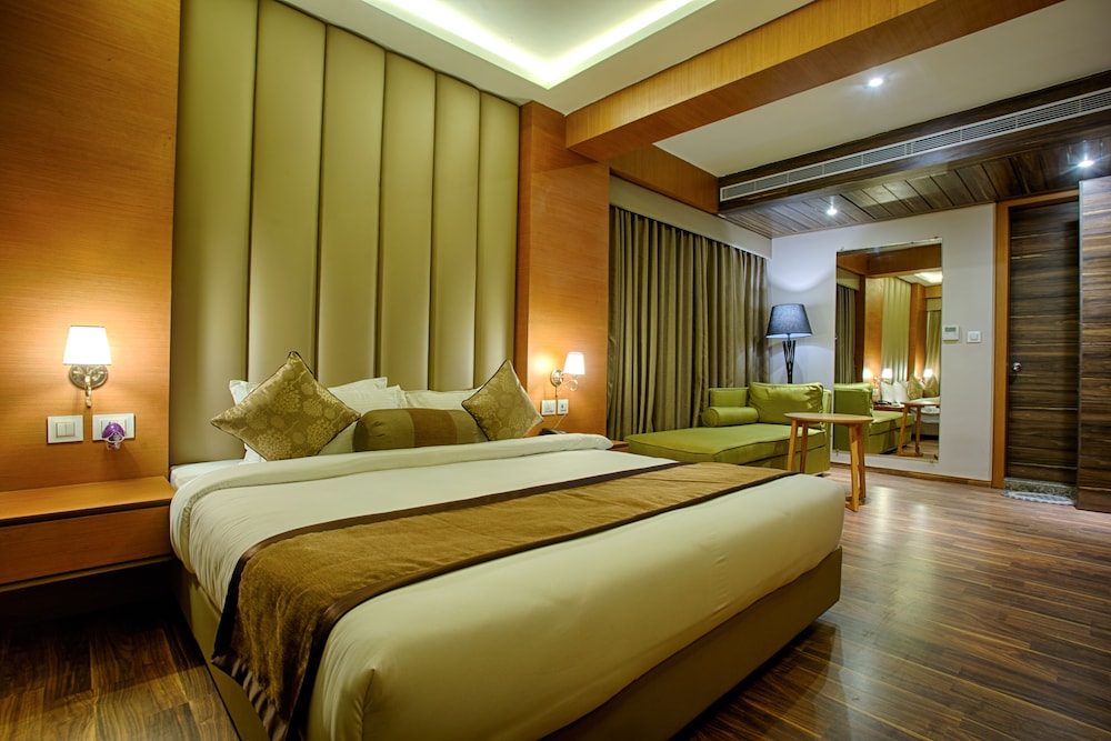 The Four Vedas Hotel & Resort — Siliguri — photo 3